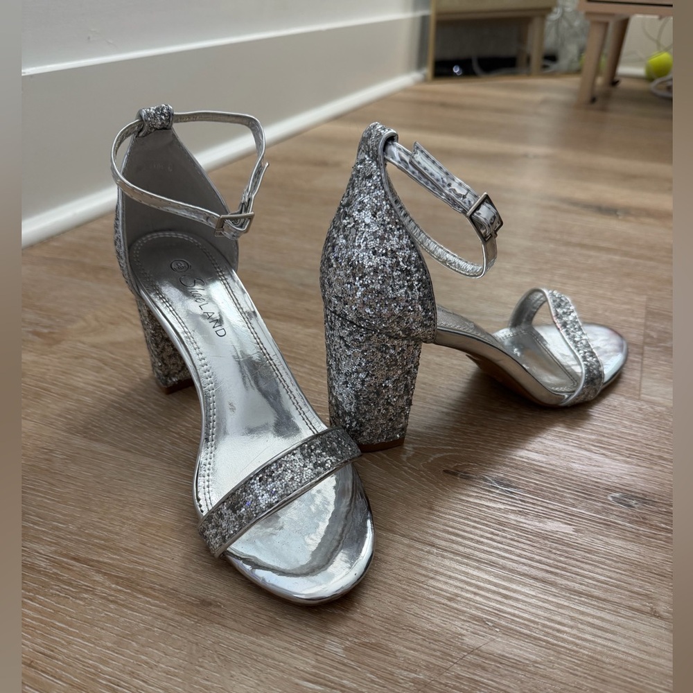 Glitter Pumps - Silver